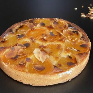Tarte Amandine Abricot 4 parts